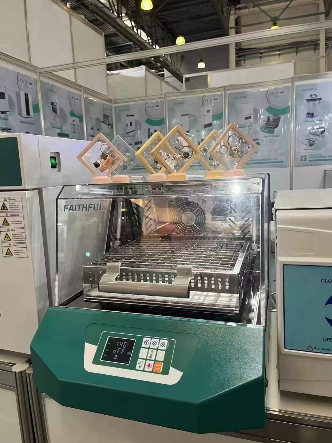 Exhibition3