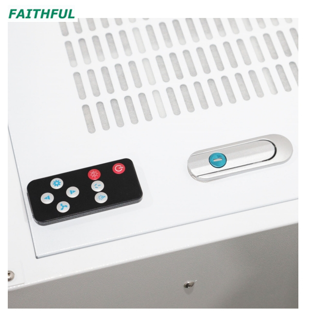  Mini Laminar Flow Cabinet